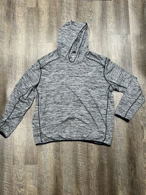 Russell Athletic Rich Black Heather Performance Top
Unisex